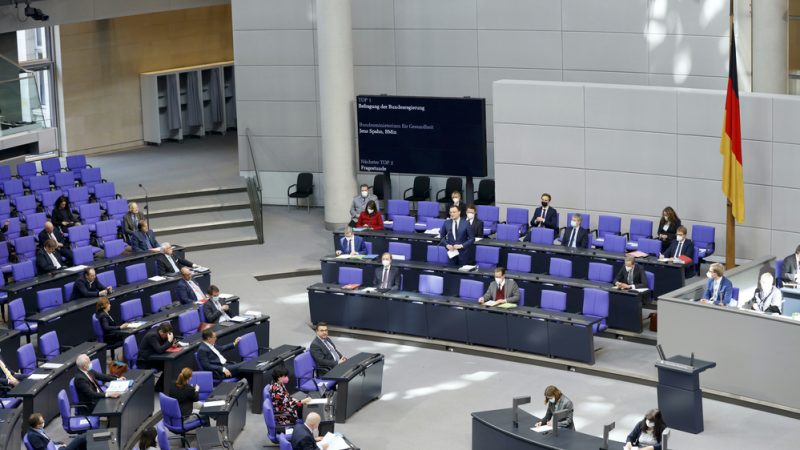 Bundestagsdebatte verdeutlicht Gräben zwischen Union und Grünen bei Migration