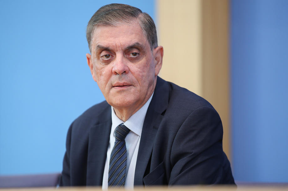 Pess conference on report of independent commission for combating antiziganism in Berlin