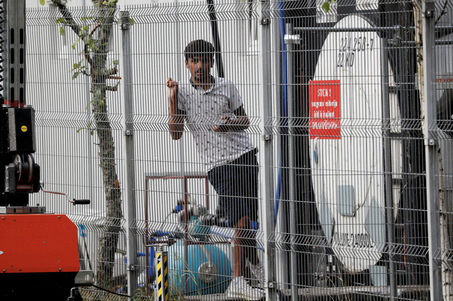 Migrants at Rundninkai detention center