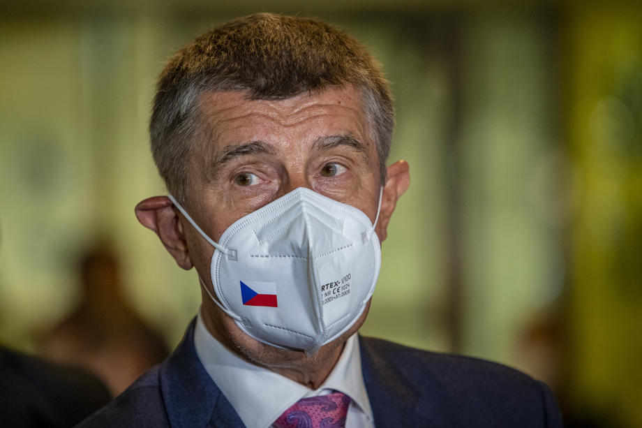 Prime Minister Babis to open mobile vaccination centres in Prague to allow vaccination without prior registration