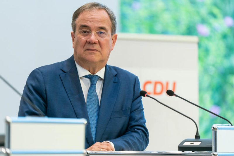 Laschet warnt vor "ideologischem Experiment" einer möglichen progressiven Regierung