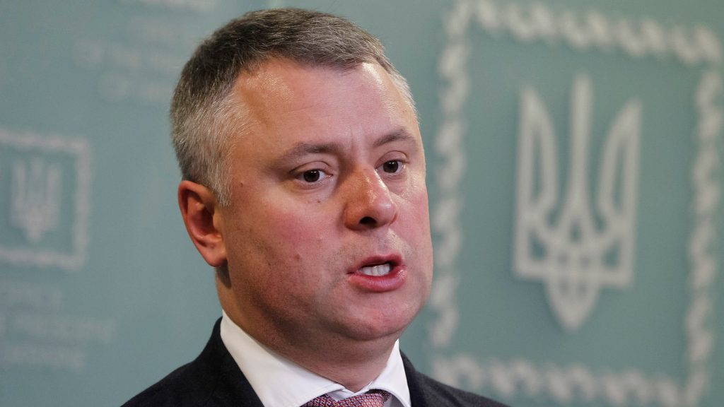 epa08084811 Executive Director of NJSC Naftogaz of Ukraine Yuriy Vitrenko speaks during an joint briefing with Ukrainian Minister of Energy and Environmental Protection of Ukraine Oleksiy Orzhel (not pictured), in Kiev, Ukraine, 21 December 2019. Representatives of the European Commission, Ukraine, and the Russian Federation on 20 December have reached a final agreement on the principled positions on the transit of Russian gas to European consumers via the territory of Ukraine after the existing contract expires on December 31, 2019, as well as settlement of mutual claims in courts, as local media reported.  EPA-EFE/STEPAN FRANKO