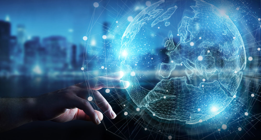 Businessman,Hand,In,Dark,Using,Europe,Map,Globe,Network,Hologram