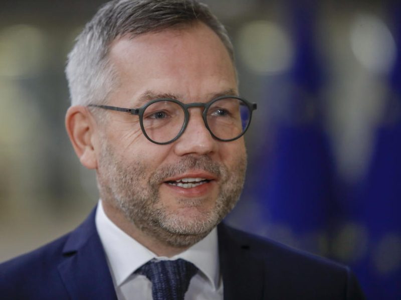 SPD-Außenpolitiker Roth fordert Geschlossenheit der EU in Ukraine-Konflikt