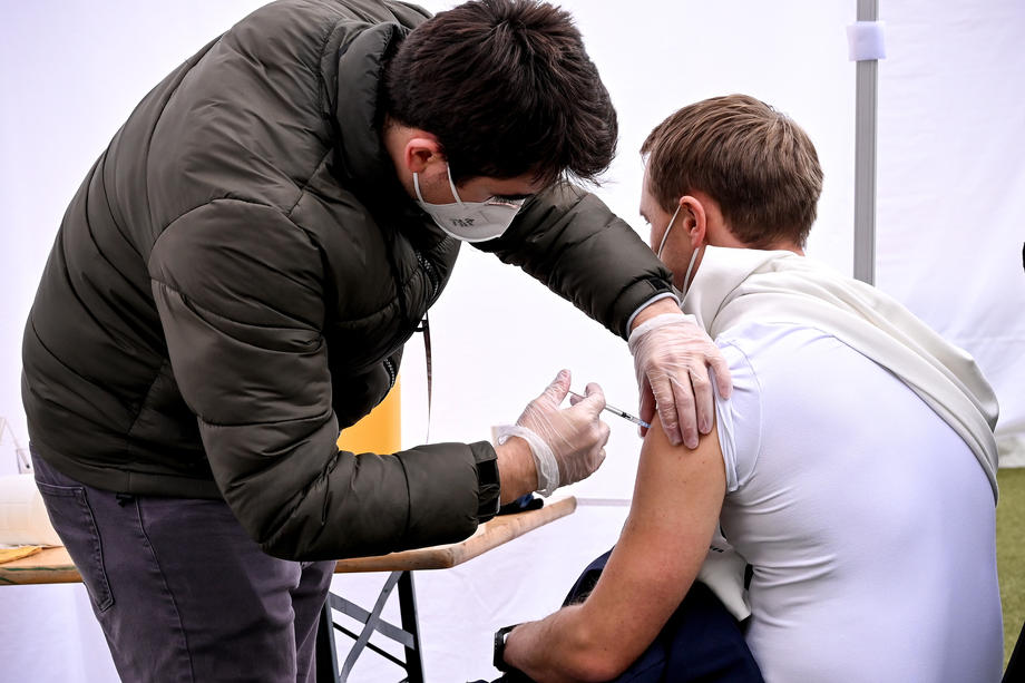 Stadiums in Germany remain full amid coronavirus variant woes