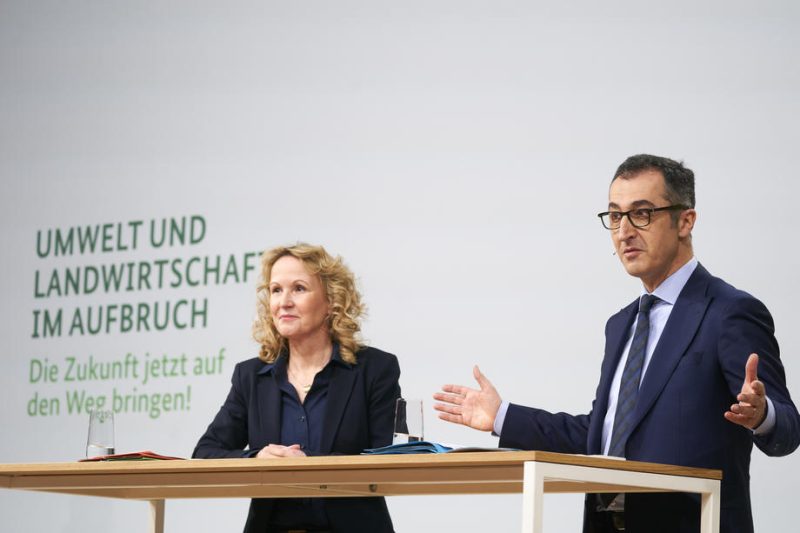 Özdemir und Lemke wollen in Brüssel für Ende der Agrar-Direktzahlungen eintreten