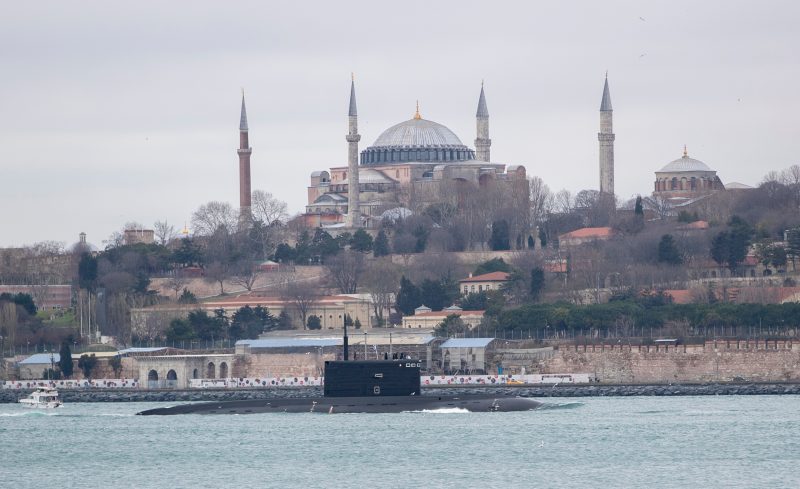 Selenskyj: Türkei untersagt russischen Kriegsschiffen Durchfahrt