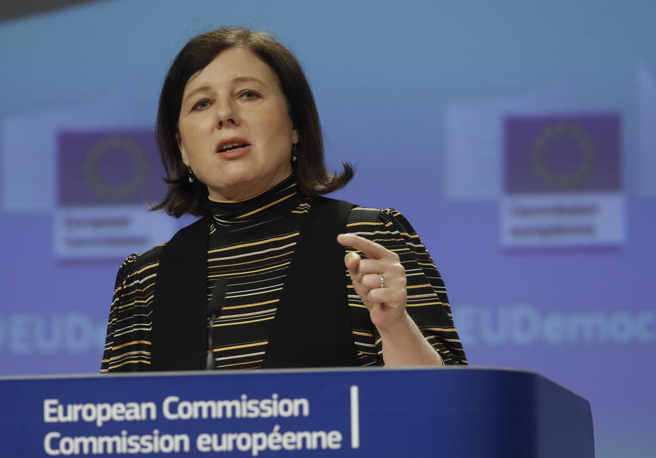 EU Commission presser on Political Advertising online