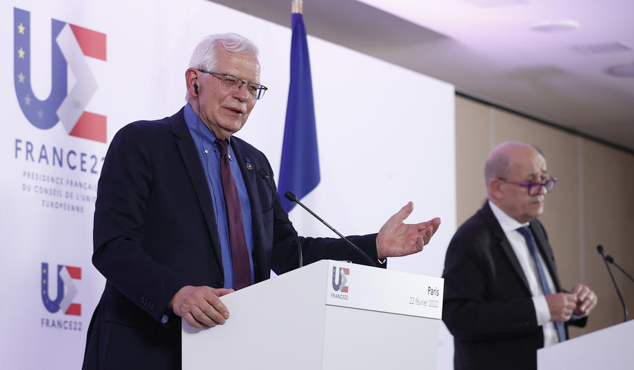 EU Ministers meeting press conference on Ukraine crisis