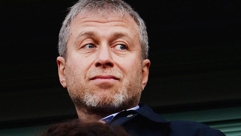 Neue EU-Sanktionen gegen Russland zielen auf Luxusgüter, Oligarchen und Metalle