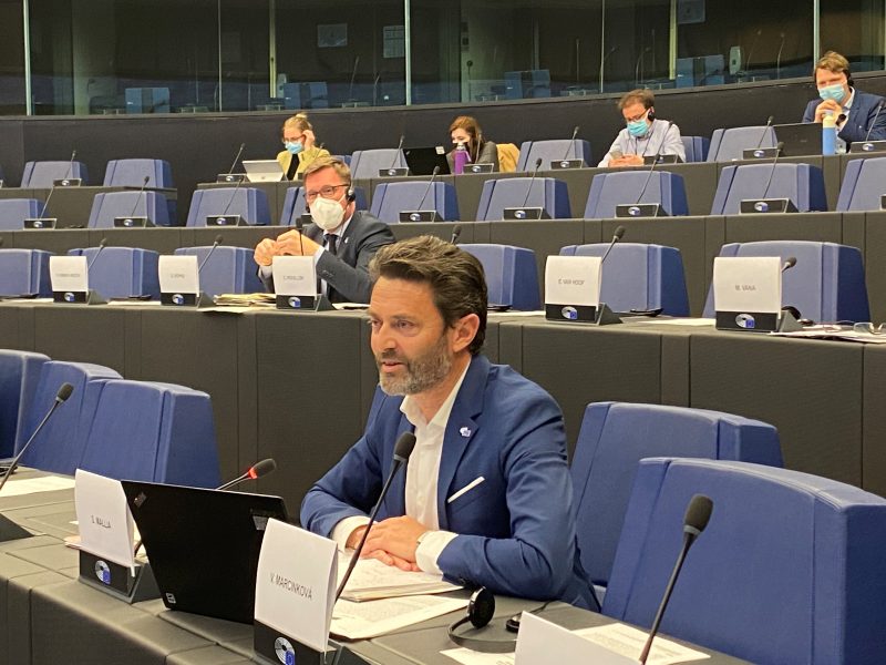 Arbeitgebervertreter: EU benötigt Wettbewerbsfähigkeitscheck, keine Mindestlohnrichtlinie