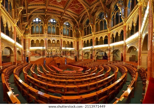 Ungarische Opposition kämpft um geschlossene Reihen nach Wahlniederlage