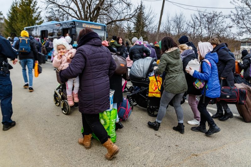 EU wird Polen bei der Aufnahme ukrainischer Flüchtlinge helfen