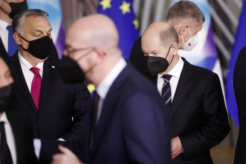Deutschland und Ungarn lockern Widerstand gegen Verbot von russischem Öl