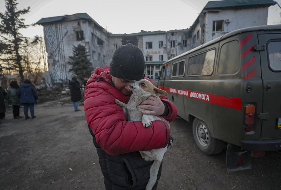 Humanitarian aid for Ukrainian people in Donetsk area