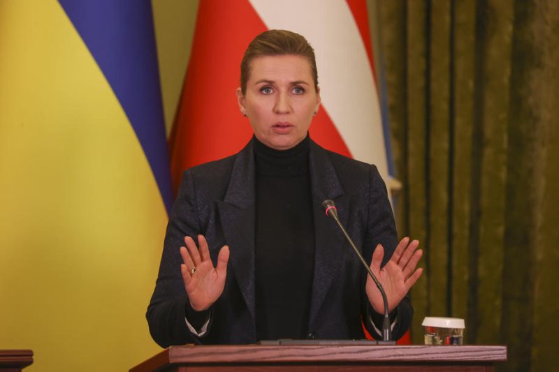 Dänische Premier besucht Selenskyj in Kyjiw