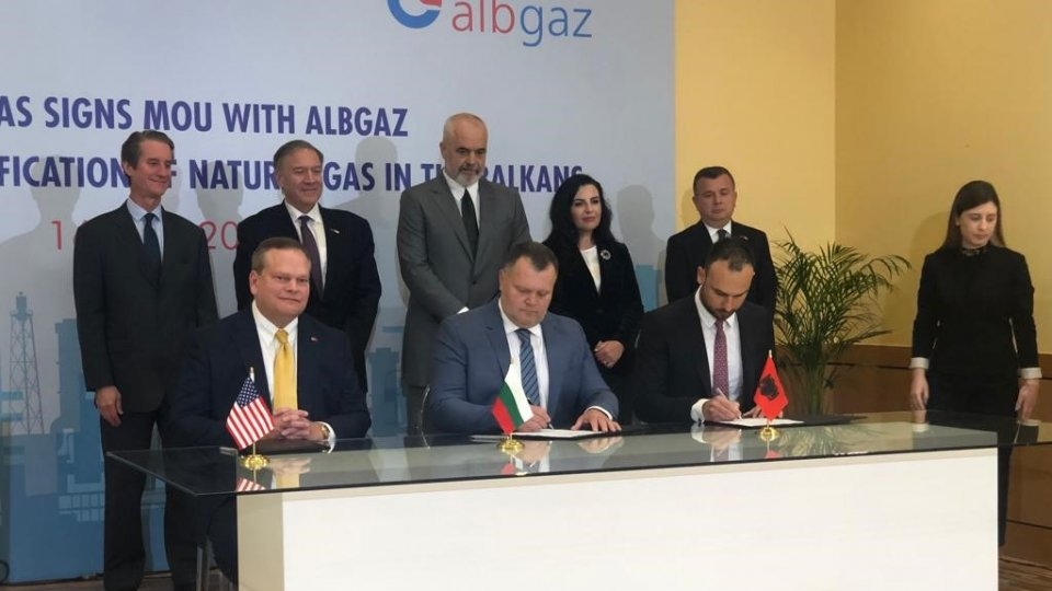 Signature of memornadum Albania Bulgaria gas corridor