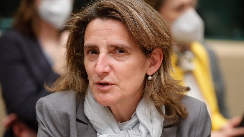 epa09792025 Spanish Environment and Energy Minister Teresa Ribera  at the start of a Transport, telecommunication and Energy Council focused on Energy at the European Council in Brussels, Belgium, 28 February 2022. This emergency meeting is to discuss the energy situation in Europe amid Russia’s invasion of Ukraine.  EPA-EFE/STEPHANIE LECOCQ