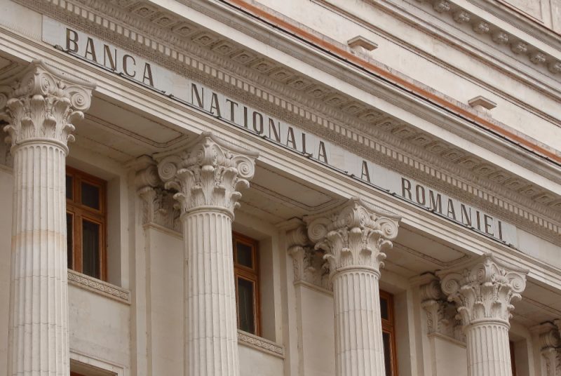 Rumäniens Zentralbank hebt Zinssätze angesichts Rekordinflation an