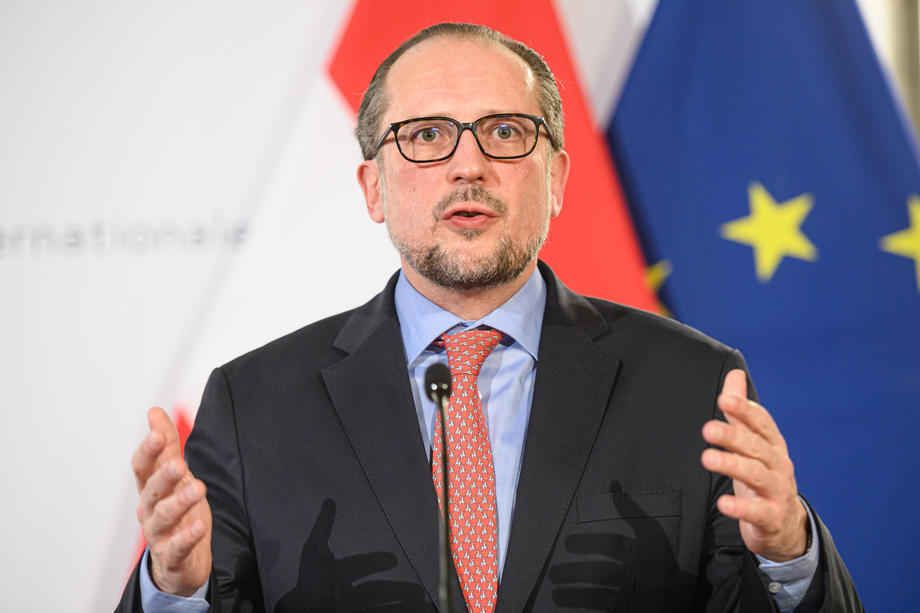 Greek Foreign Minister Dendias visits Vienna