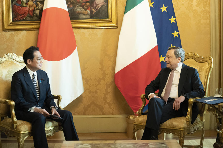 Japanese Prime Minister visits Italy