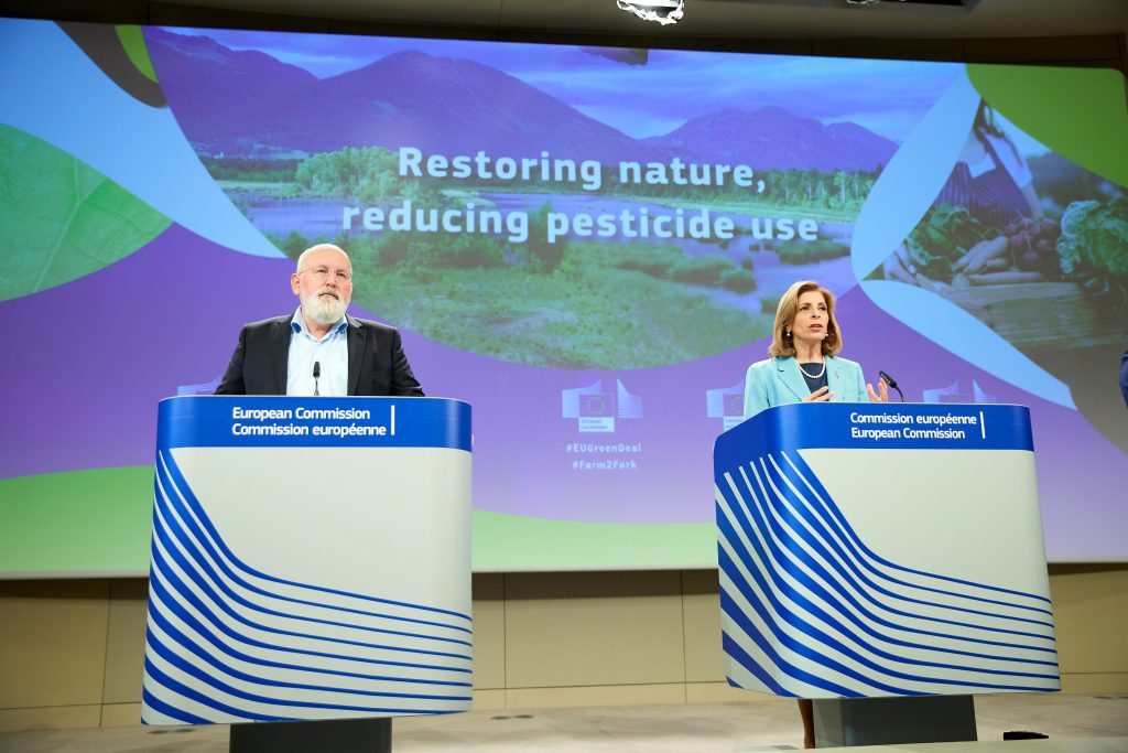 Conclusions de la runion du Collge par Frans Timmermans, vice-prsident excutif de la CE, Stella Kyriakides, et Virginijus Sinkevicius, commissaires europenns, sur la loi sur la restauration de la nature et sur la proposition pour rduire de moiti lÕutilisation de pesticides dÕici 2030