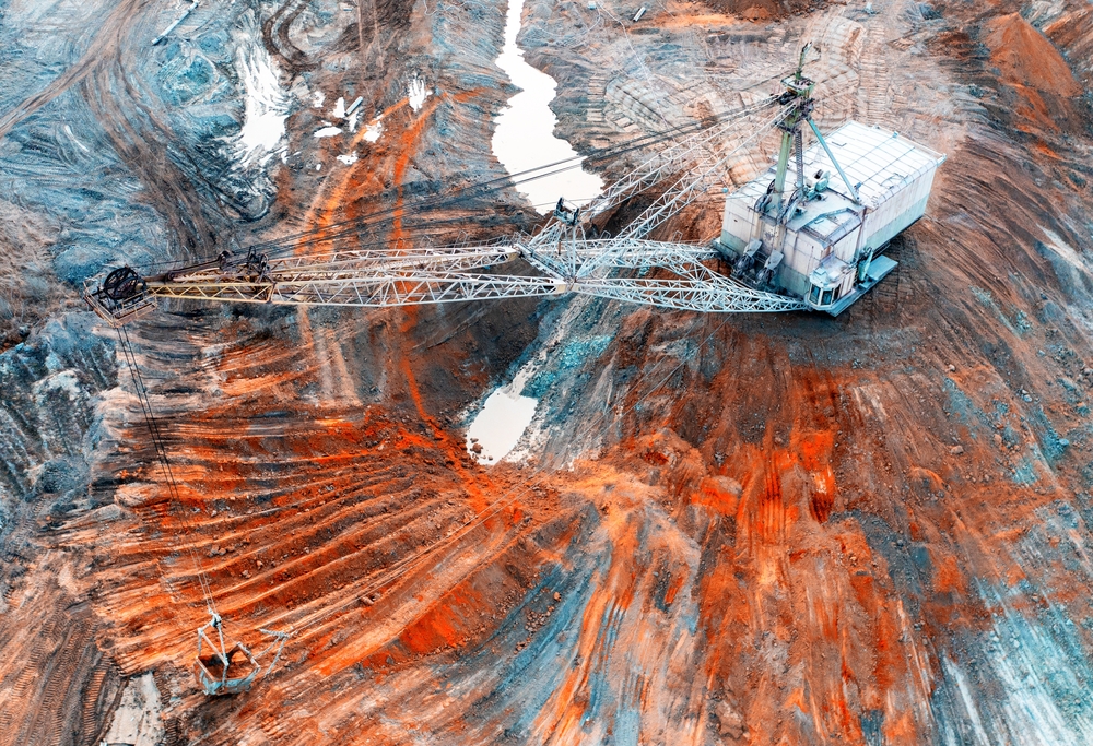 A,Large,Walking,Excavator,Works,In,A,Quarry,For,The