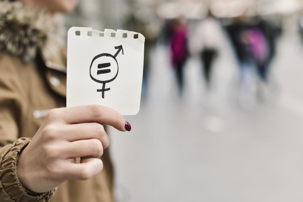 Closeup,Of,A,Young,Caucasian,Woman,In,The,Street,Showing