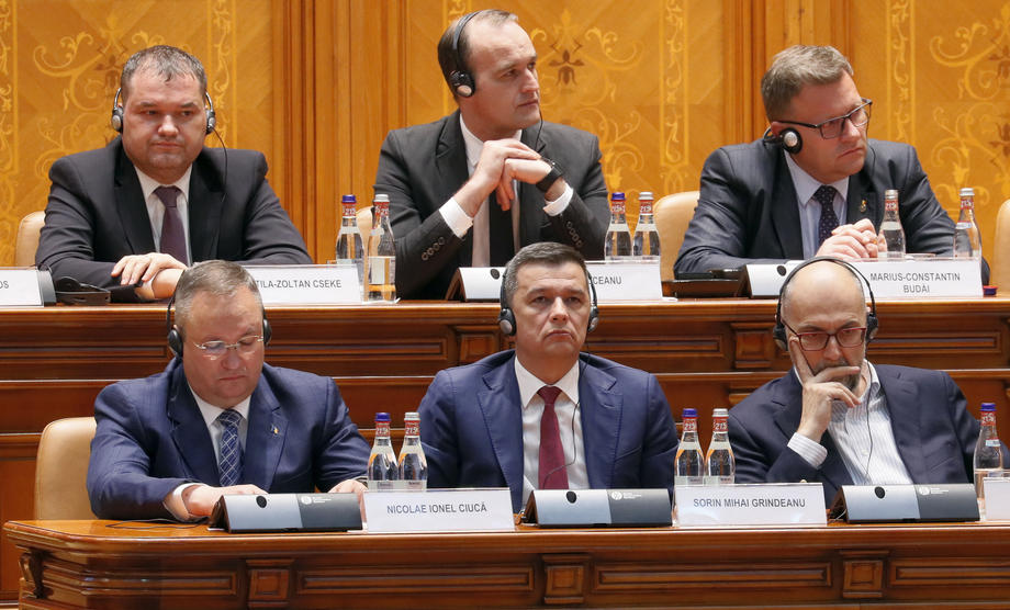 Ukraine’s President Zelensky addresses the Romanian Parliament by video link