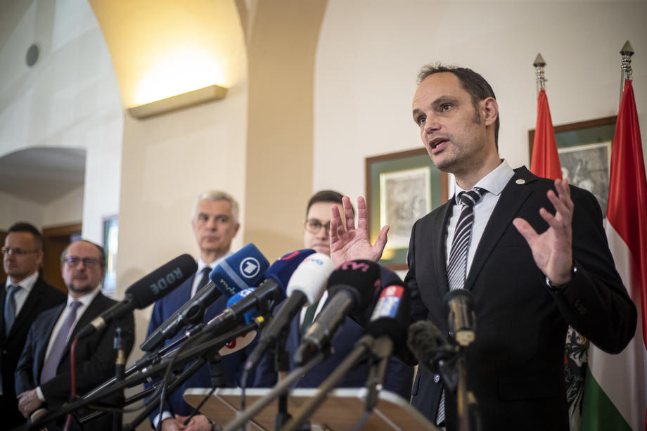 C5 Foreign Ministers meet in Czech Republic