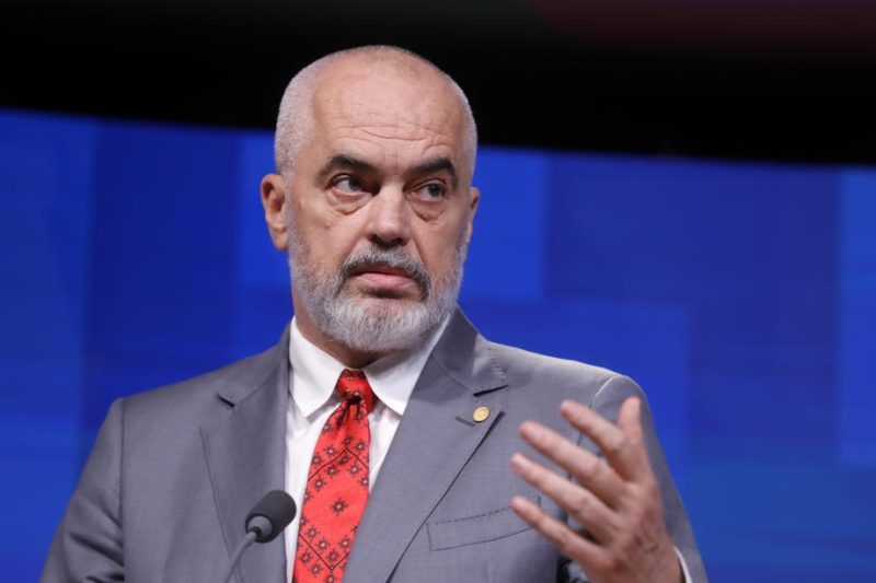 Albaniens Premier: Impfpolitik der EU war "beschämender Fehler"