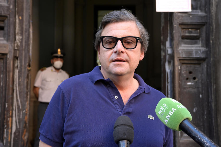 Italy: municipal elections and referendum vote