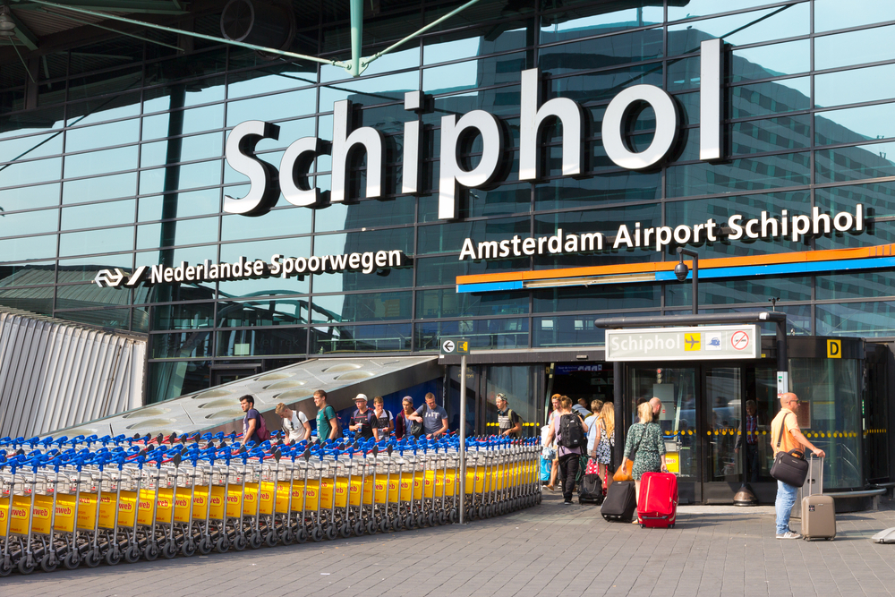 Amsterdam,-,July,31:,Main,Entrance,To,Schiphol,Airport,On