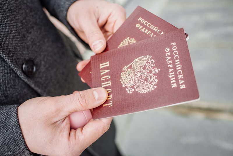 Baltische Staaten und Polen erschweren selbst Einreise aus Russland nach halbherzigem EU-Beschluss