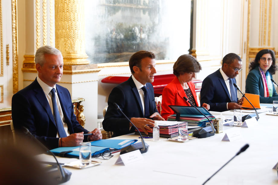 First French cabinet meeting after summer break