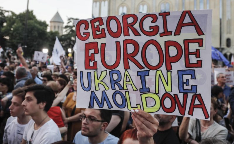 Putins Versuch, die UdSSR wiederherzustellen, bedroht Georgien