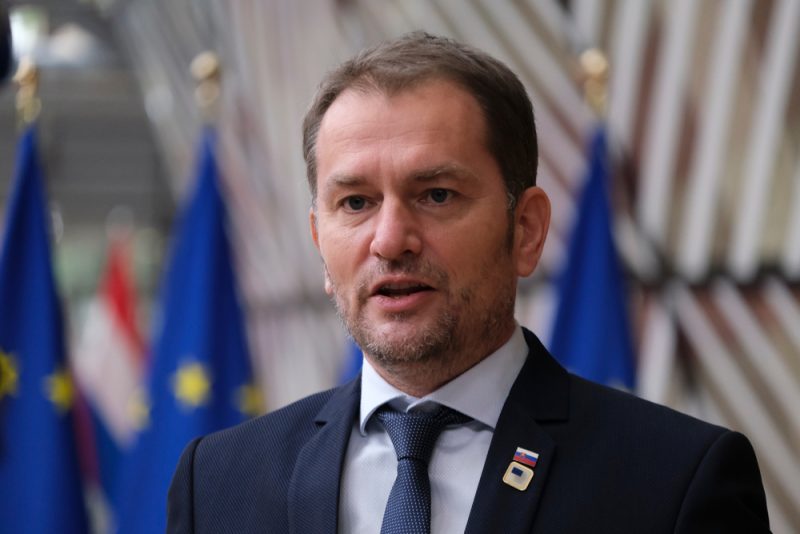 Slowakei nach Zerfall des Kabinetts von Minderheitsregierung geführt