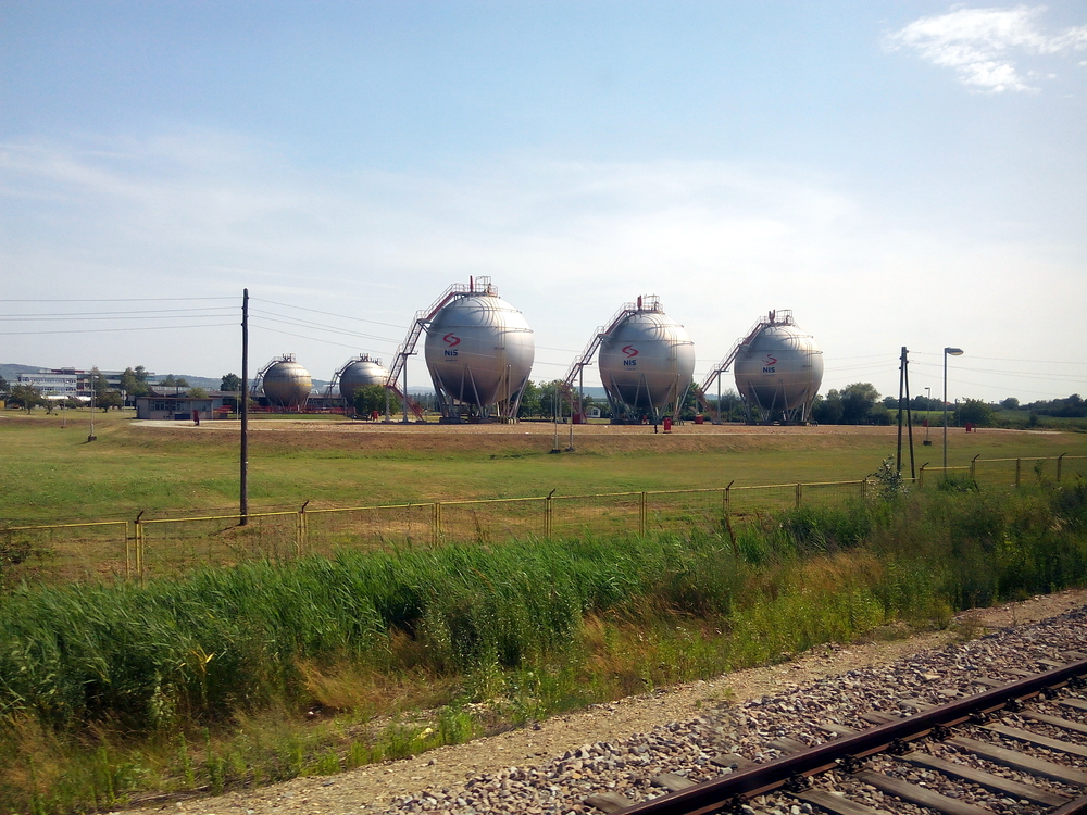 Pancevo,,Serbia,-,June,23,,2017:,Tanks,Of,The,Pancevo