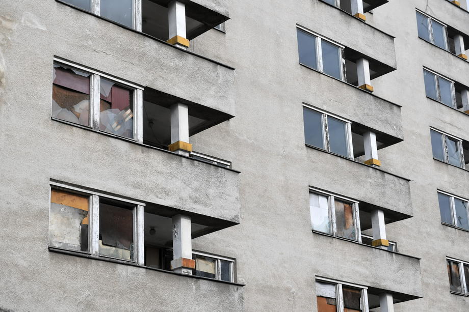A Russian-owned real estate complex in Warsaw will be given to Ukrainian war refugees