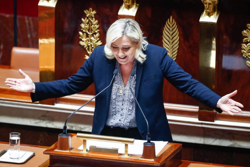 Trotz eigenem Russland-Skandal: Le Pen will ausländischen Einfluss auf Parteien untersuchen lassen