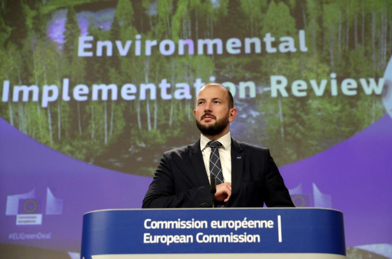 EU-Umweltkommissar: Naturkatastrophen in diesem Sommer sind "weiterer Weckruf" für Klimakrise