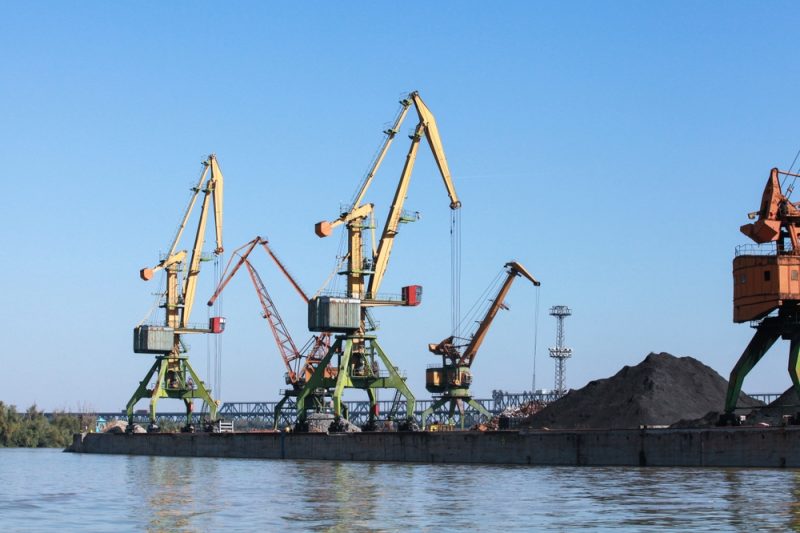 Politisch instabiles Bulgarien macht mit Stromexport Rekordgewinne