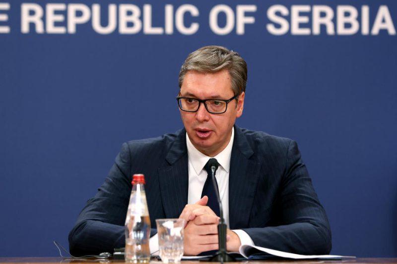 Halbes Jahr nach Wahlsieg: Serbiens Vucic stellt neues Kabinett vor