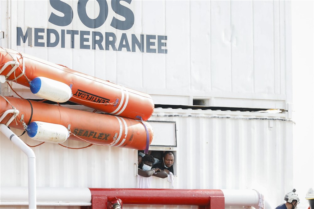 10235845