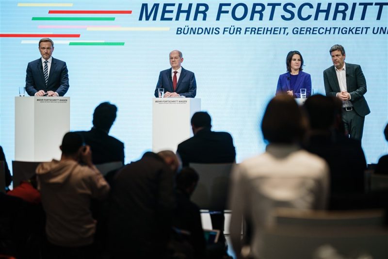 Wie der Ukraine-Krieg die Linien der Bundesregierung verändert hat