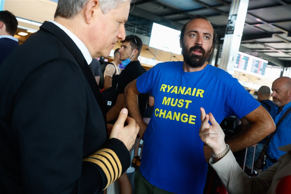 Ryanair Pilots strike at Charleroi Airport