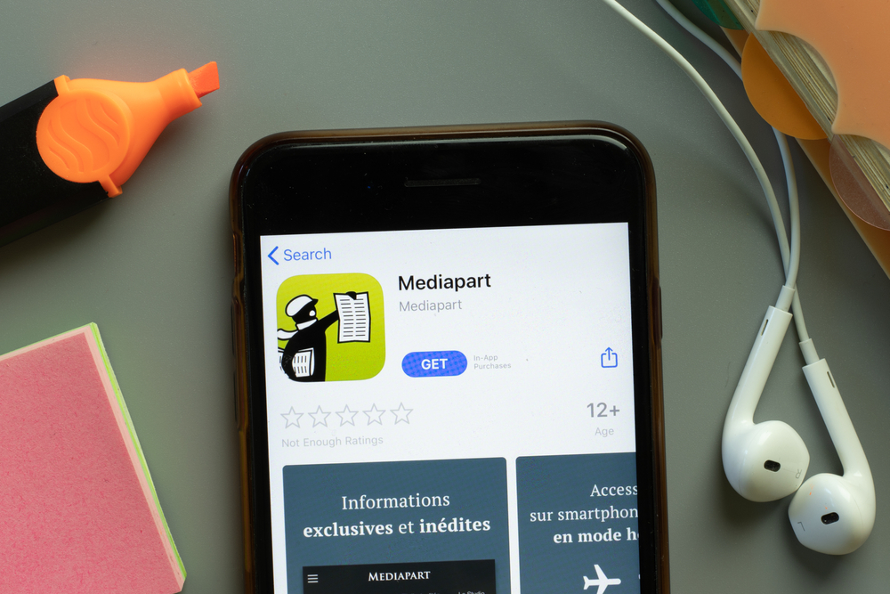 New,York,,Usa,-,1,December,2020:,Mediapart,Mobile,App