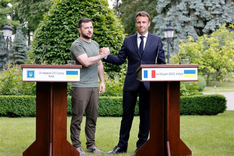 Macron und Selenskyj räumen Differenzen aus