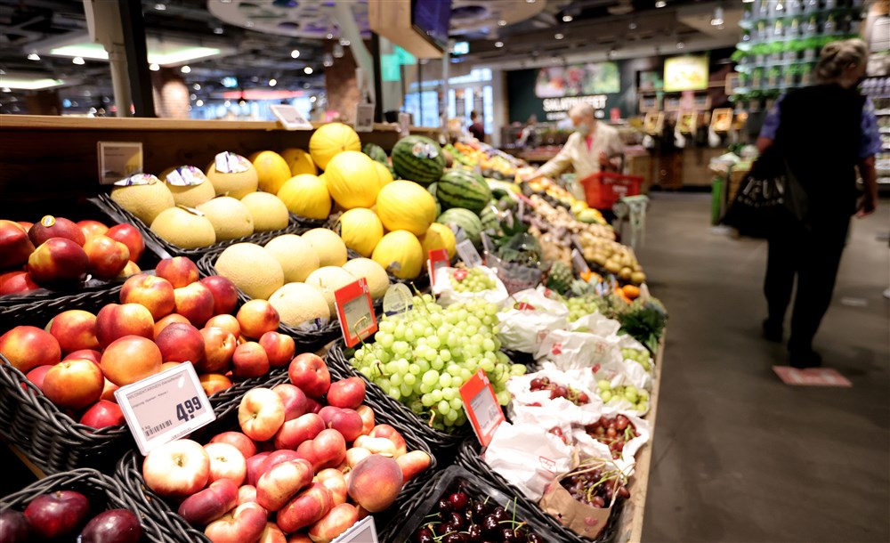 German Green party summer tour at REWE in Cologne