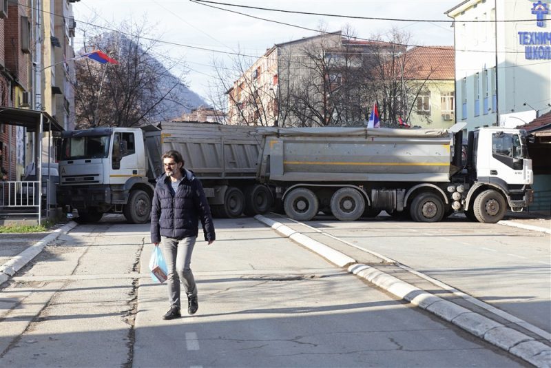 Aufhebung der serbischen Blockaden im Nordkosovo schreitet voran